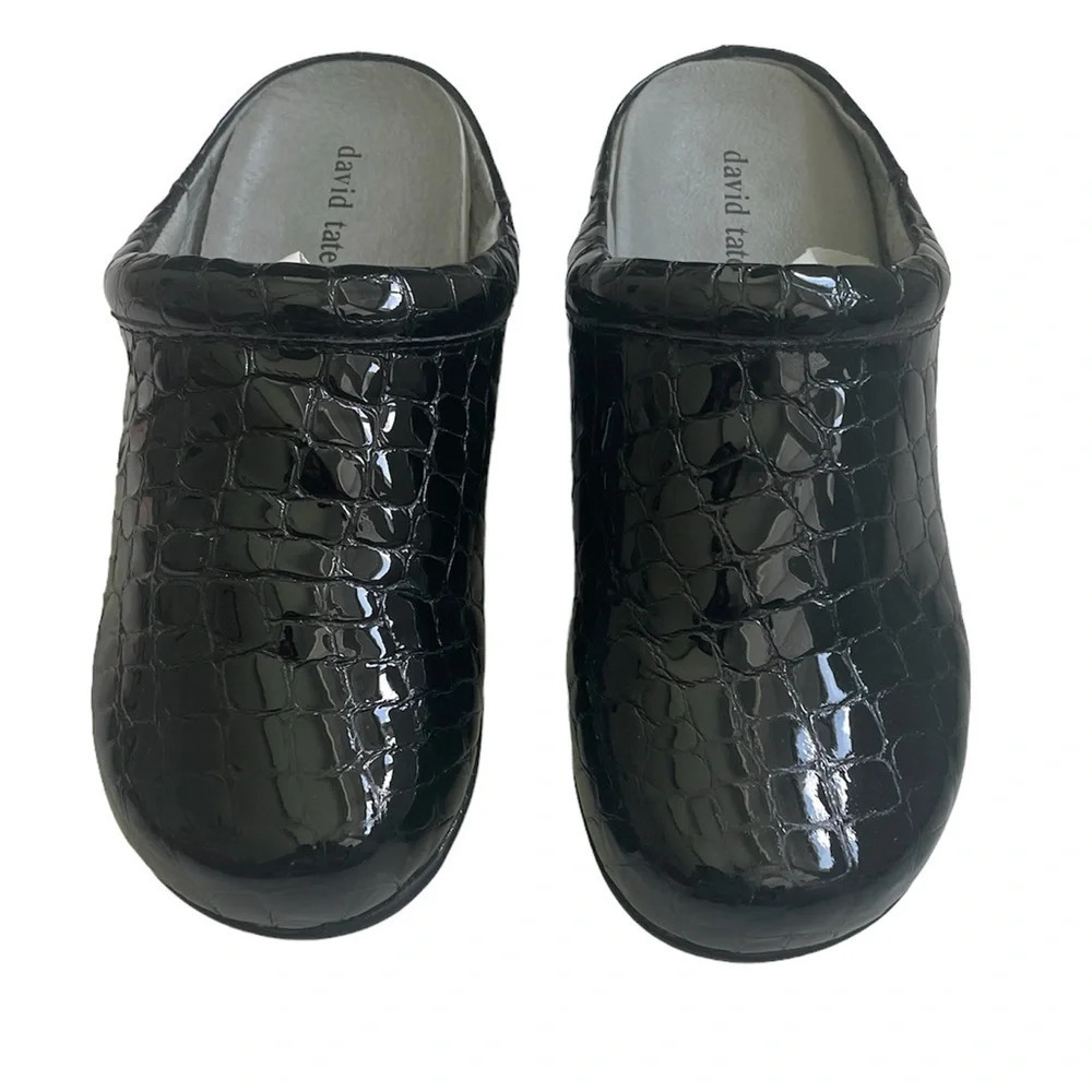 David Tate Catalina Crocodile/Patent Black Clogs Size 8